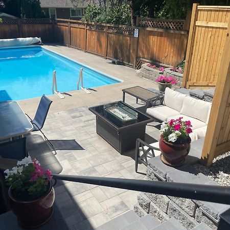 פנטיקטון Bright Poolside Walkout Two Bedroom Basement Suite In The Okanagan מראה חיצוני תמונה