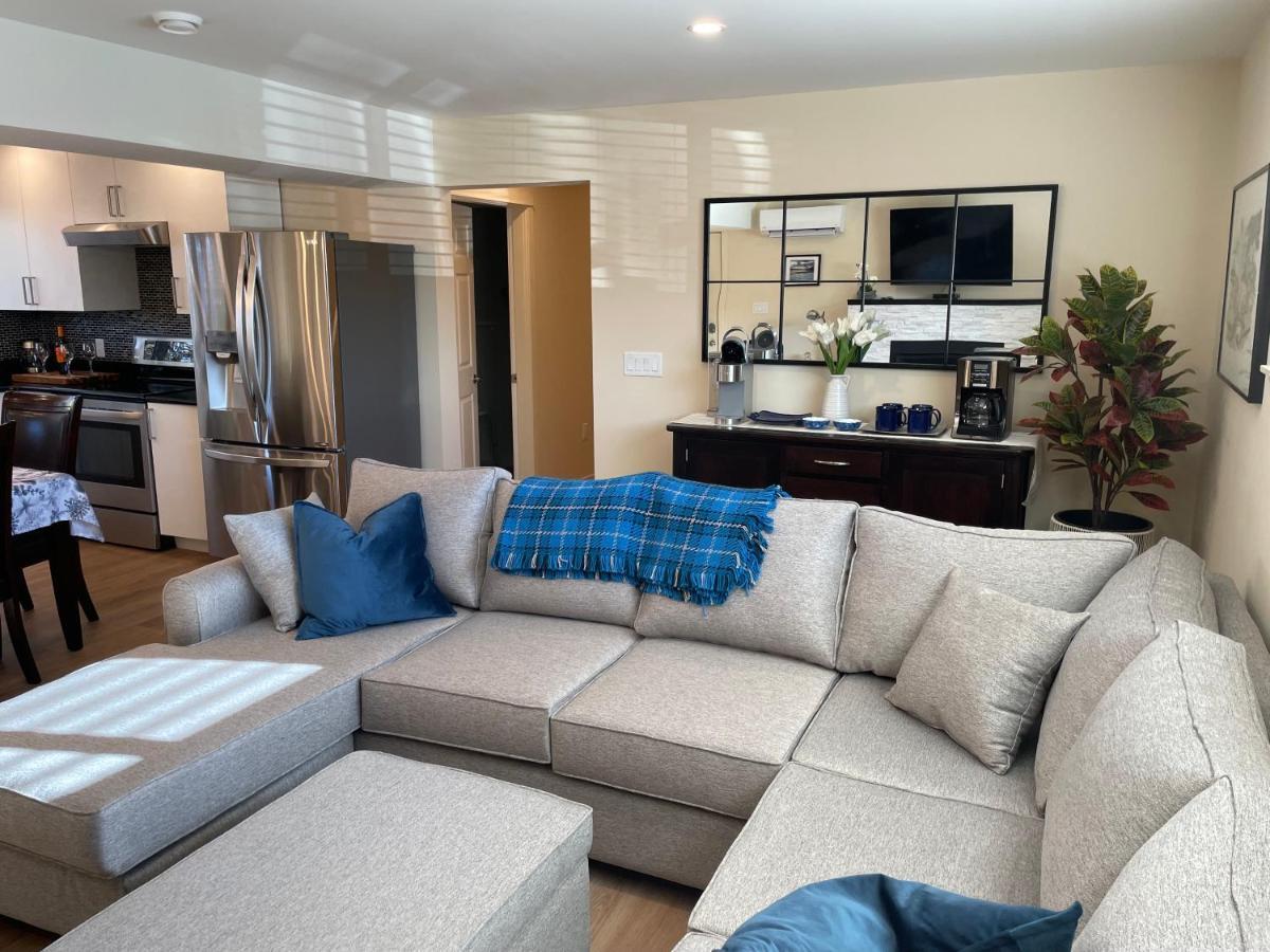 פנטיקטון Bright Poolside Walkout Two Bedroom Basement Suite In The Okanagan מראה חיצוני תמונה