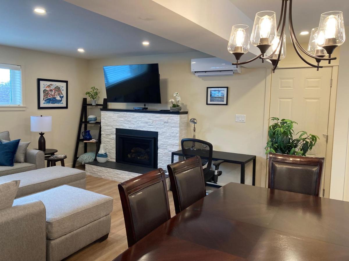פנטיקטון Bright Poolside Walkout Two Bedroom Basement Suite In The Okanagan מראה חיצוני תמונה