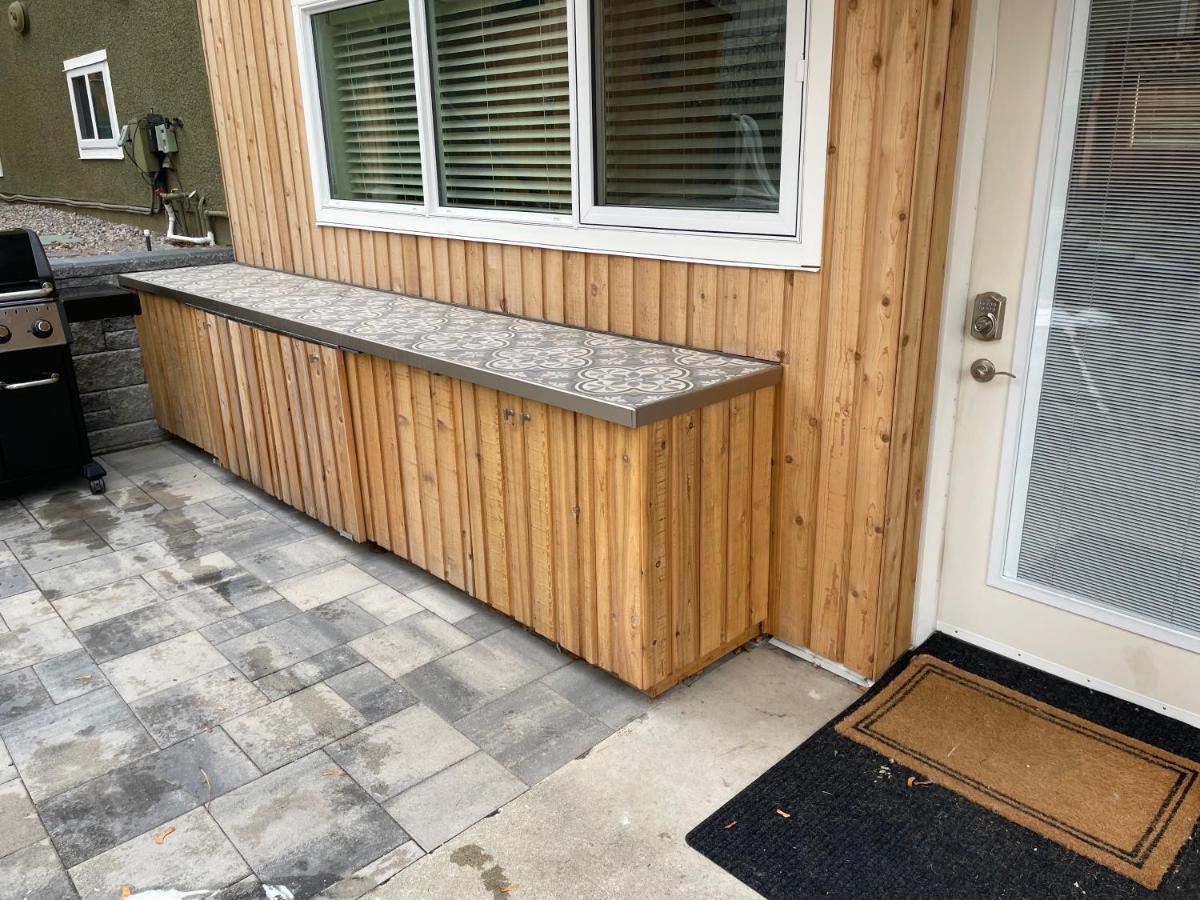 פנטיקטון Bright Poolside Walkout Two Bedroom Basement Suite In The Okanagan מראה חיצוני תמונה